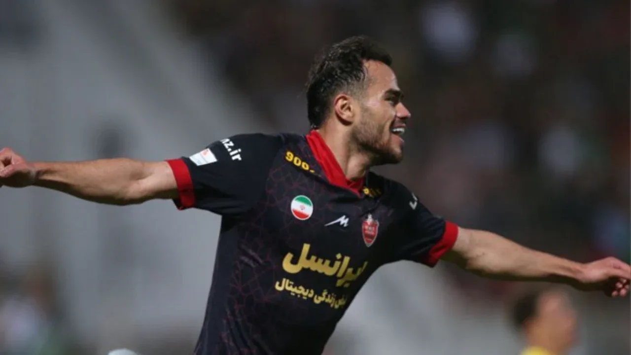 Oston O‘runovdan assist: “Persepolis” 3:0 hisobida g‘alaba qozonib, 1-o‘ringa chiqib oldi
