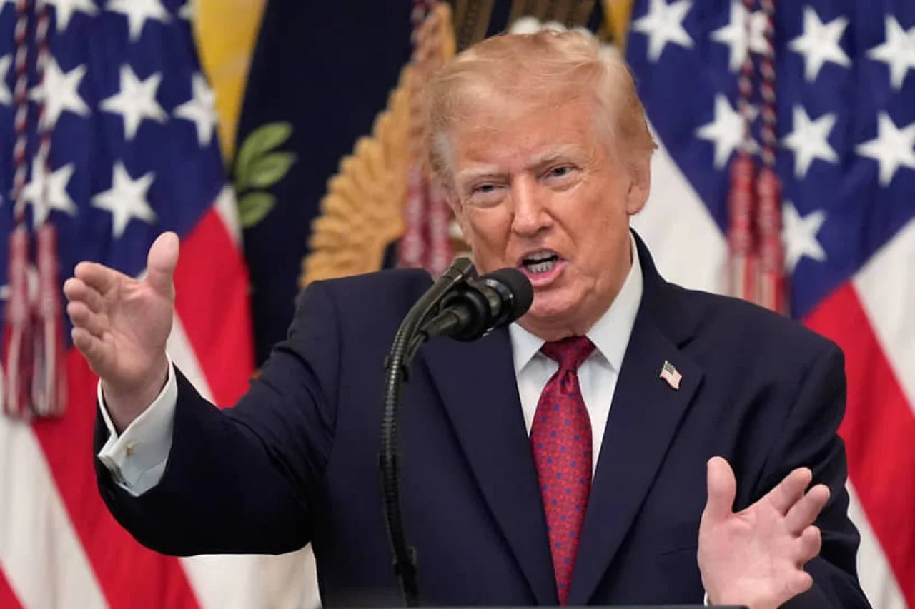 «I will give $5,000 to every citizen»: Trump makes an unbelievable pre-election promise