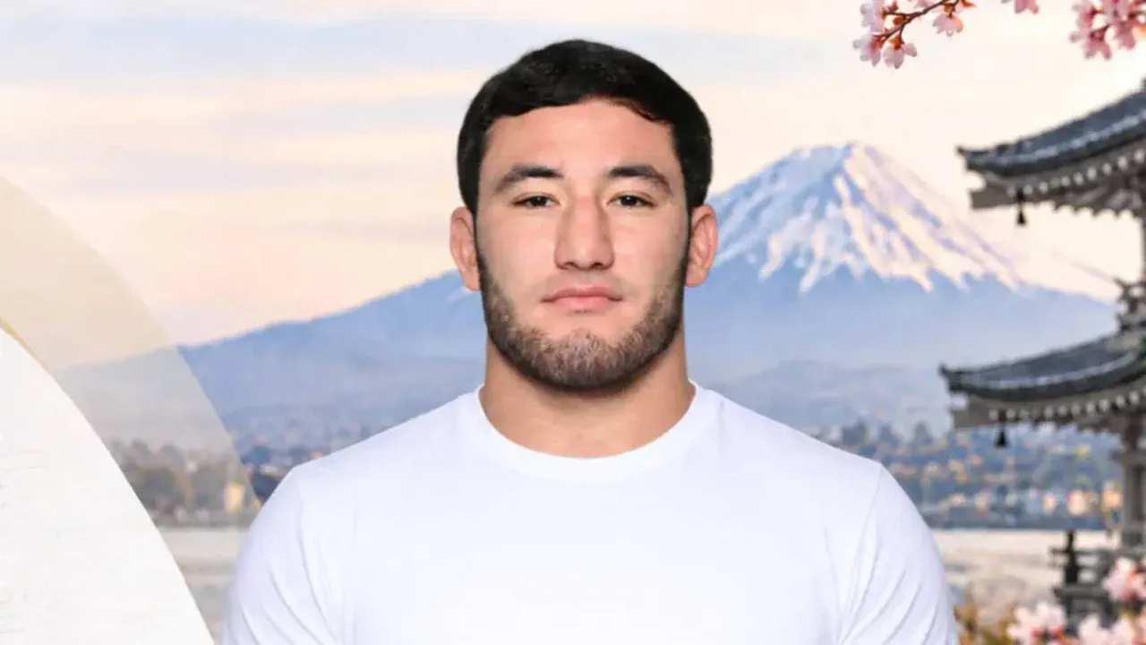 Sherzod Poyonov wins silver medal at the Asian Games
