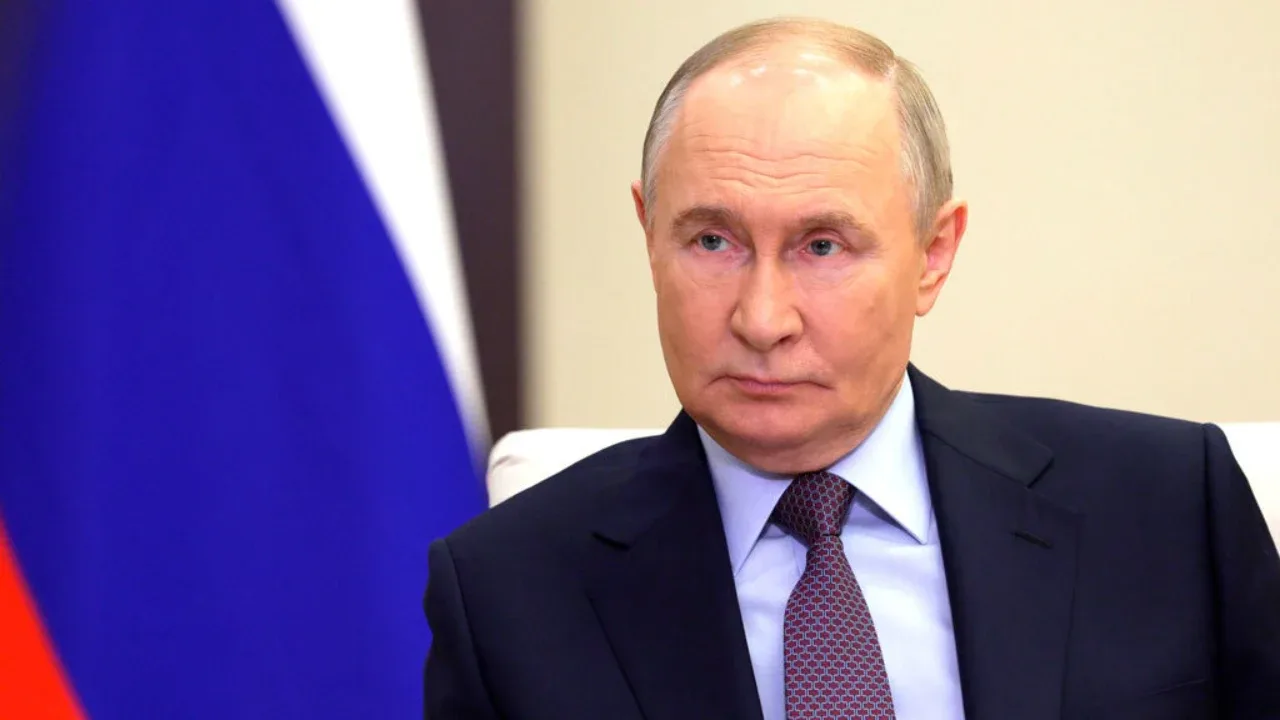 “Руслар ва украинлар бир халқ”: Путиндан чегаралар ва генетикага оид баҳсли чиқиш