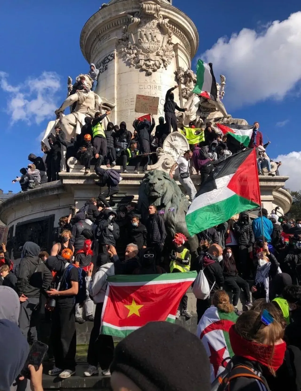 Price and fuel crisis rocks Paris and Marseille