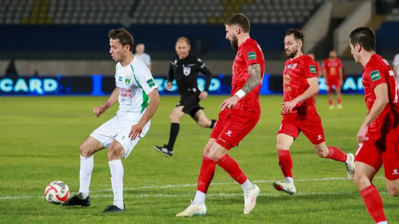 Qizilqum und Lokomotiv teilen sich die Punkte im direkten Duell