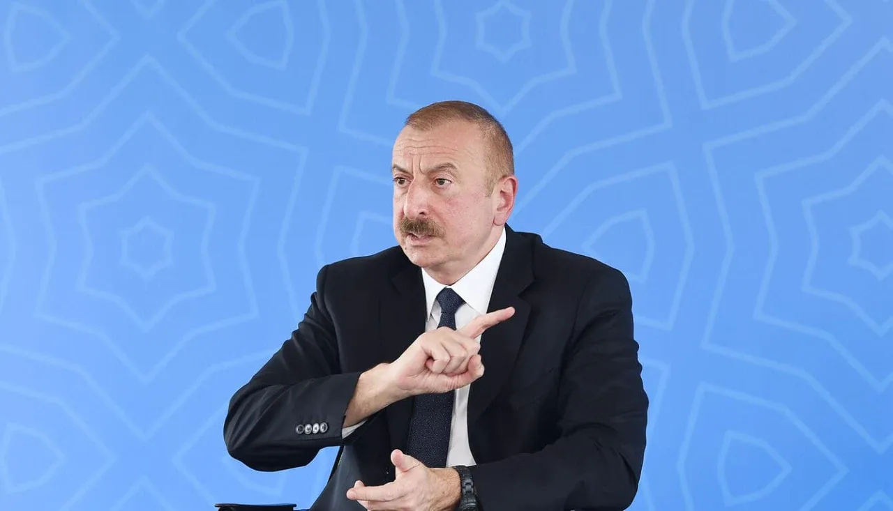 «Üçüncüsü yok»: İlham Aliyev dünyadaki sadece iki gerçek güçlü devleti açıkladı