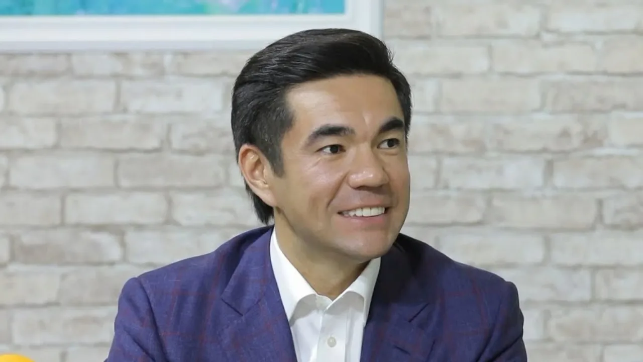 Murod Nazarov revealed what kind of car he drives (video)