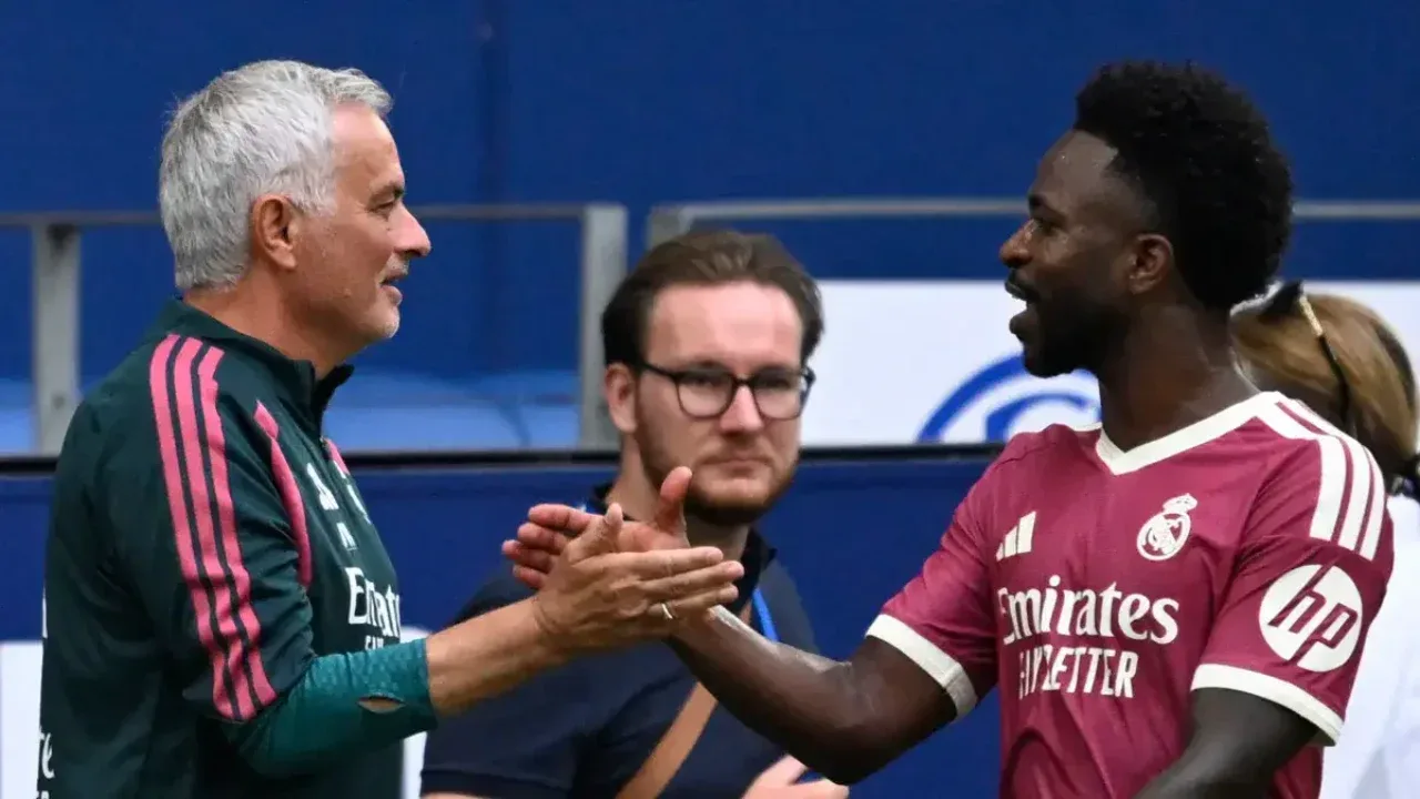Mourinho trifft Entscheidung zu Vinícius: Wird der Star-Stürmer aus dem Kader gestrichen?