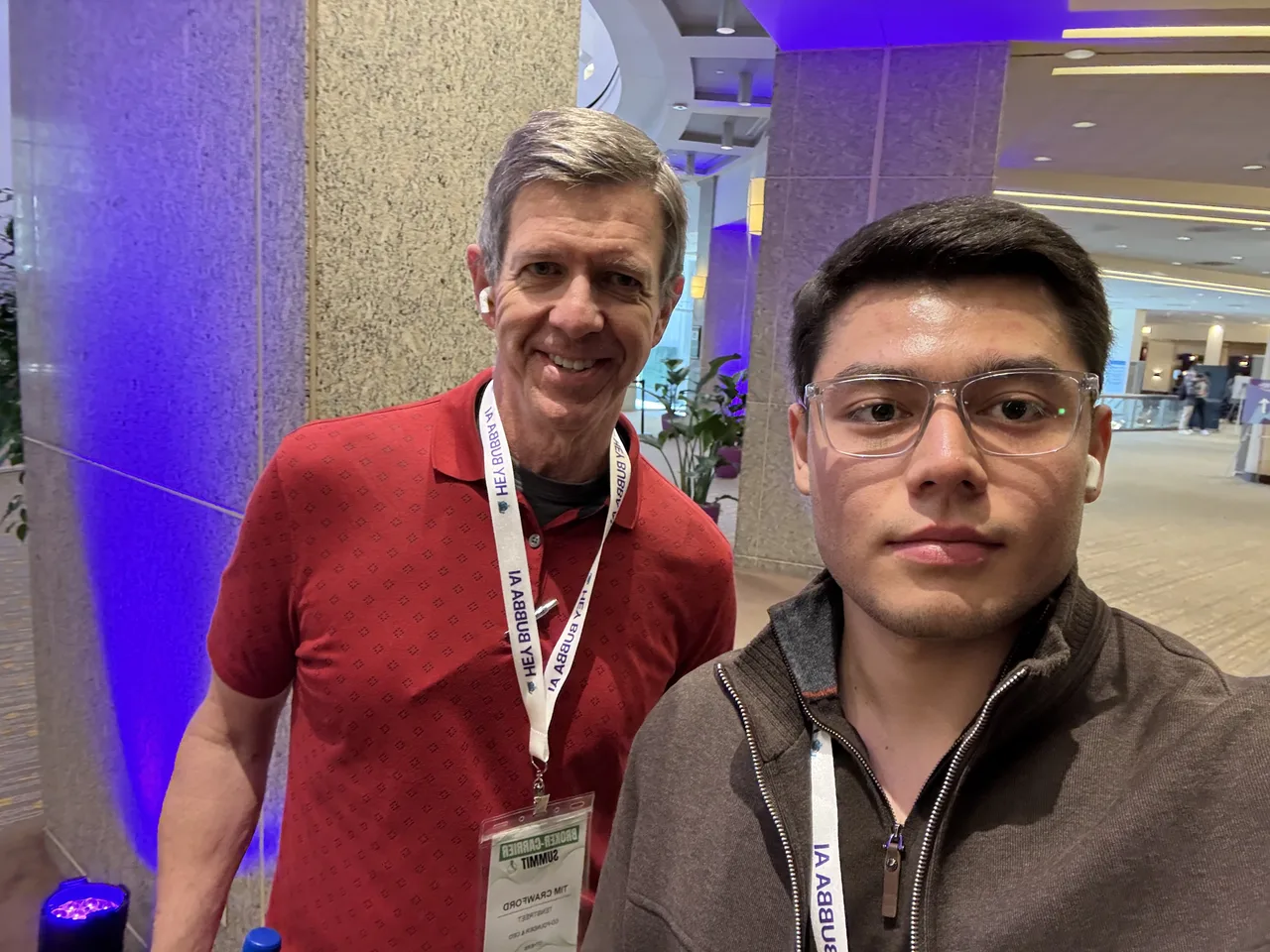 Yusufxo‘ja Maxamadxo‘jayev (o‘ngda) Broker-Carrier Summit anjumanida