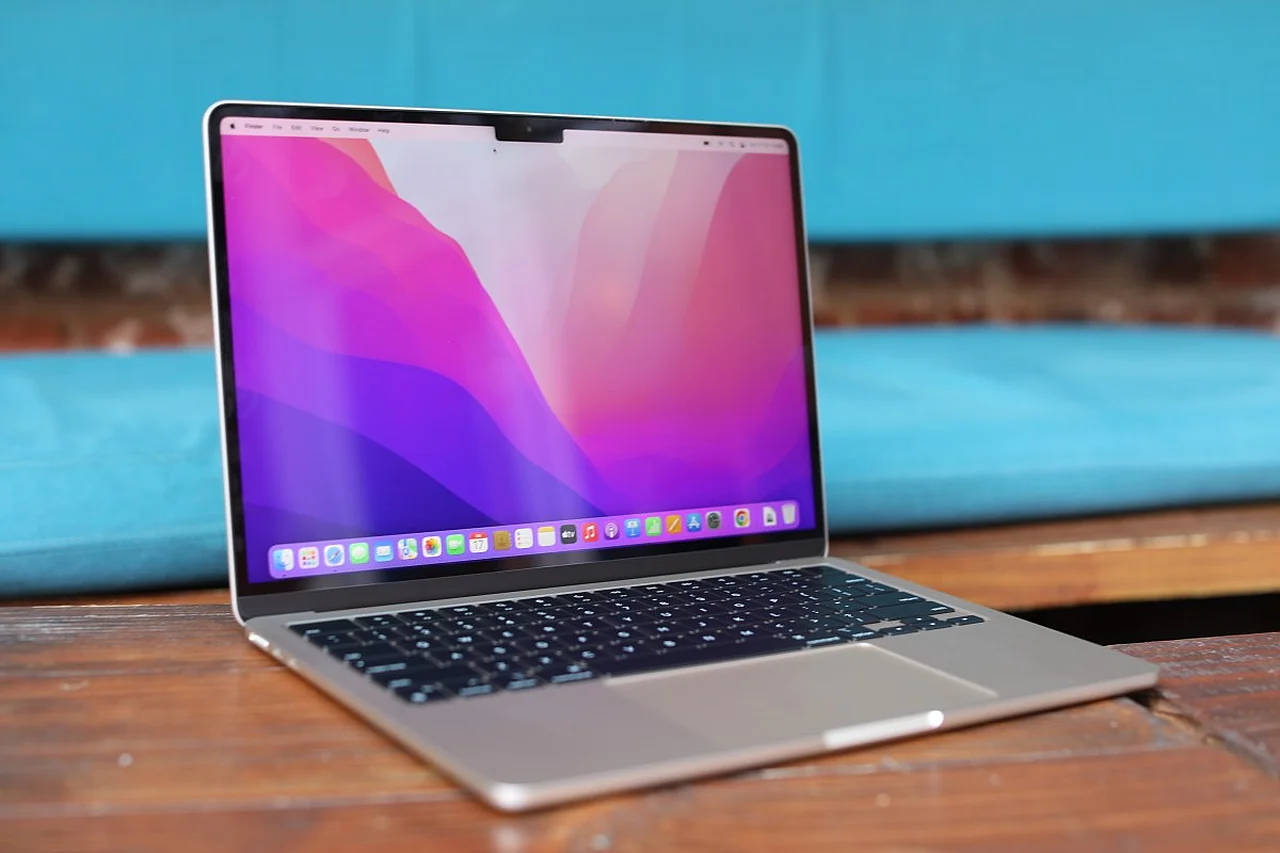 Apple sunʼiy intellekt xavfi tufayli macOS xavfsizligini kuchaytirmoqda